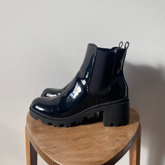 JustFab Black Roonie Bootie - Picture 1 of 6